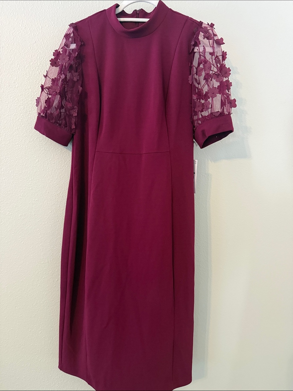 Liz Claiborne Magenta Midi Dress with Floral Lace Puff Sleeves